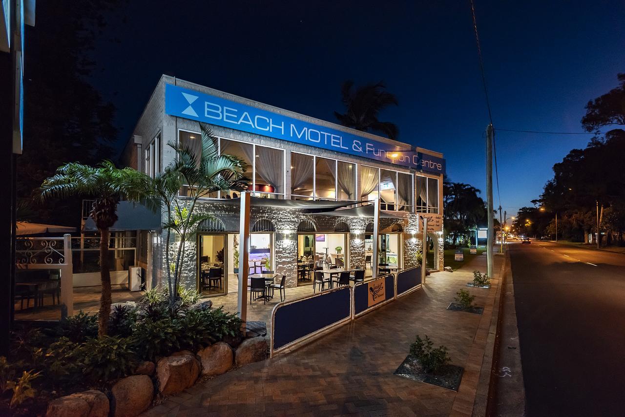 The Beach Motel Hervey Bay Exterior photo